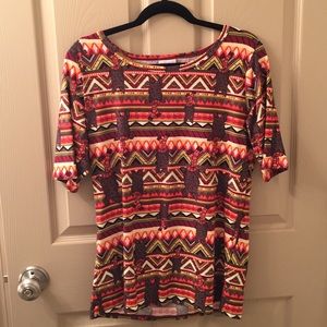 LuLaRoe NWOT Gigi Top